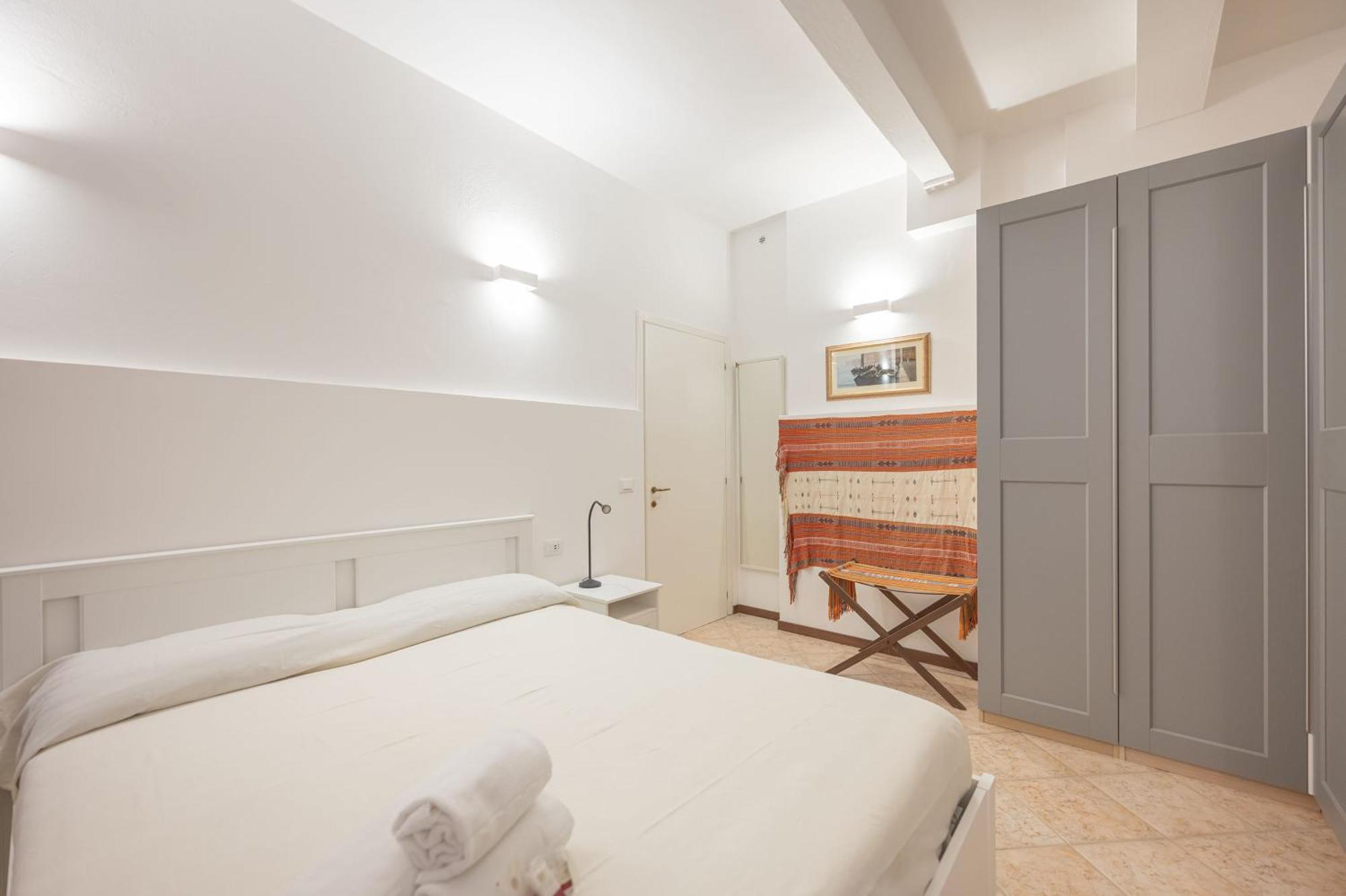 Appartement Casa Luna - 10 Min From Train Station