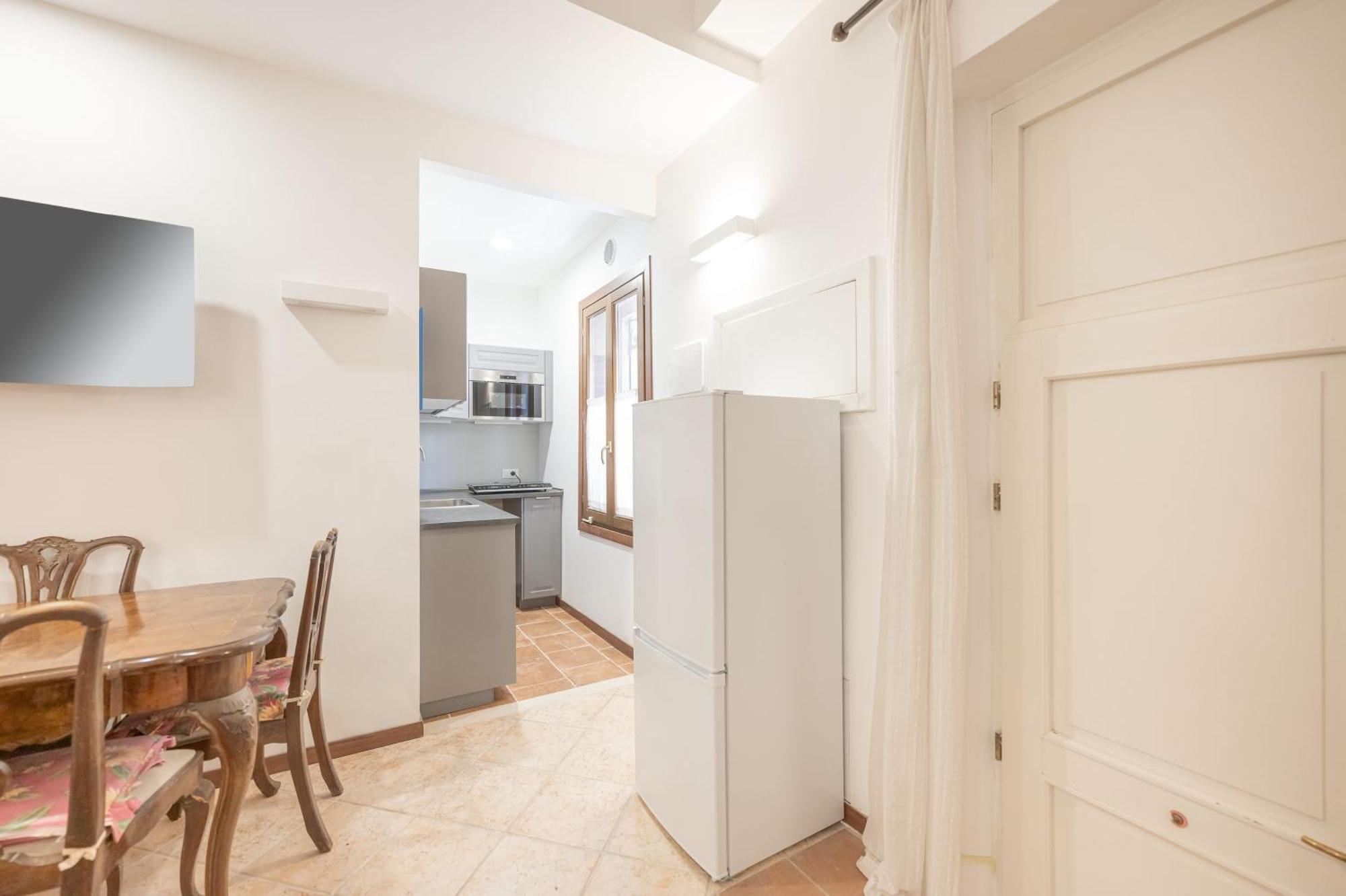 Casa Luna - 10 Min From Train Station Appartement *