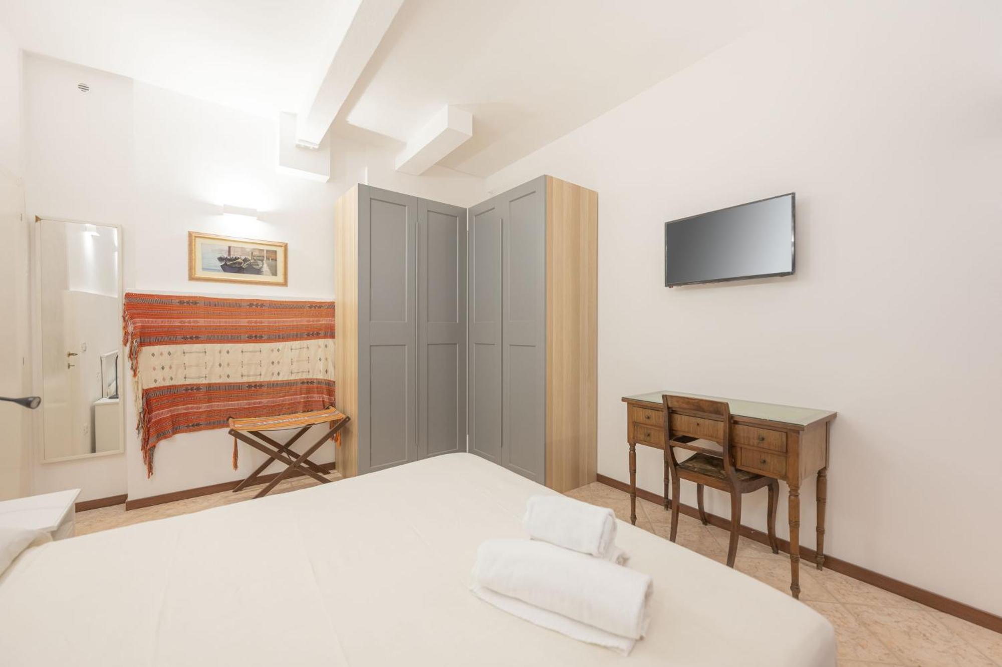 Appartement Casa Luna - 10 Min From Train Station
